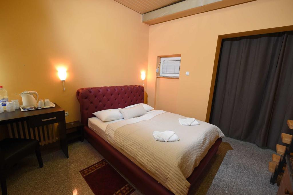 Apartment Inn Rooms Novi Sad Zimmer foto
