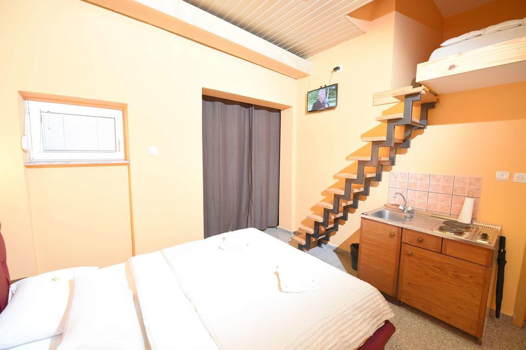 Apartment Inn Rooms Novi Sad Zimmer foto